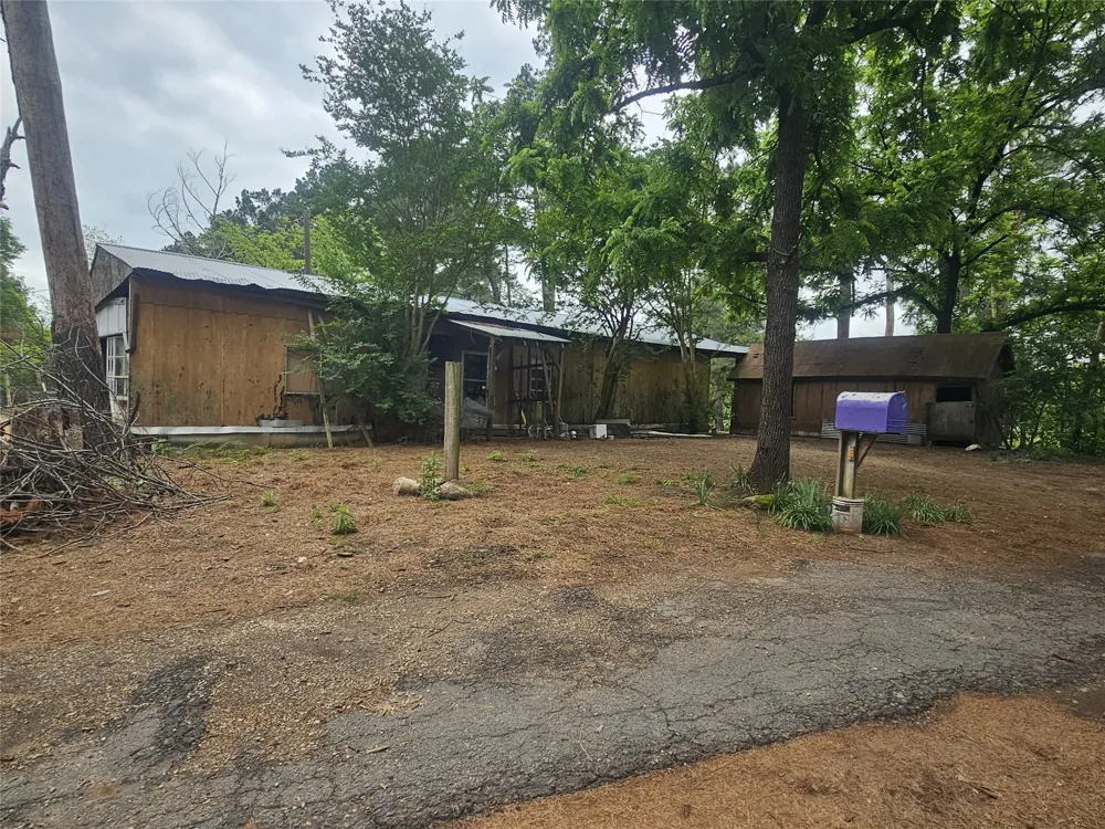 1350 County Road 45400 Paris, TX 75462