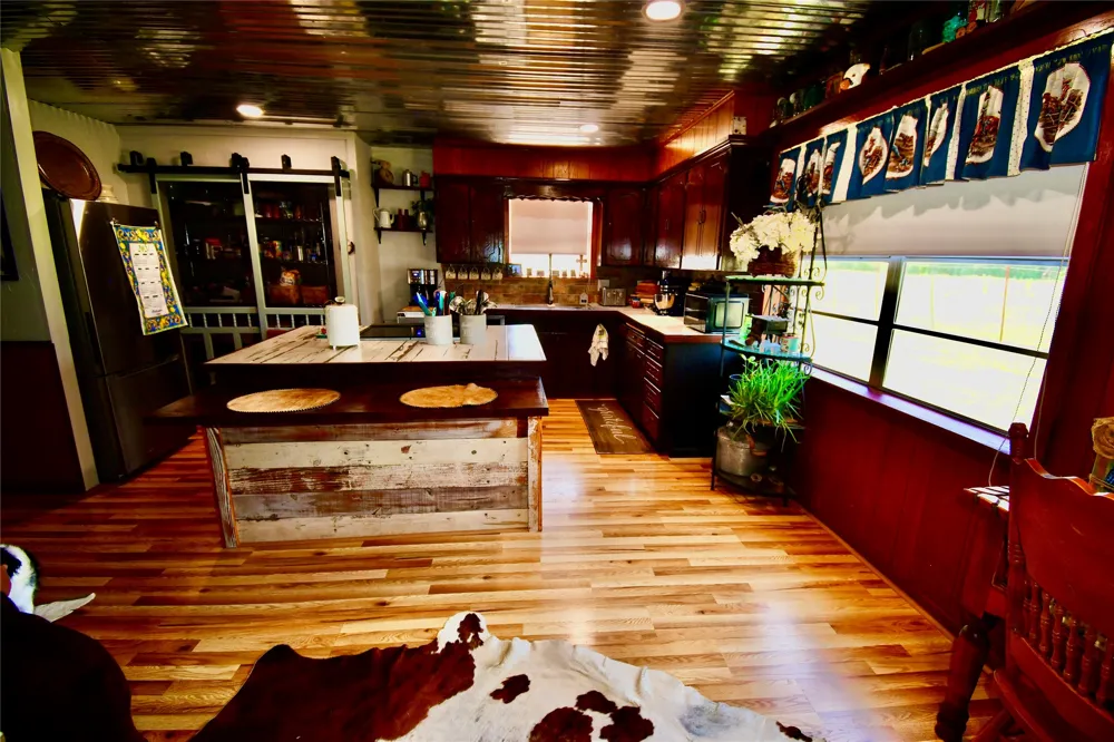 324 County Road 317 Comanche, TX 76442