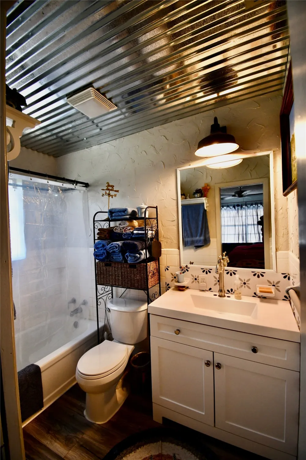 324 County Road 317 Comanche, TX 76442