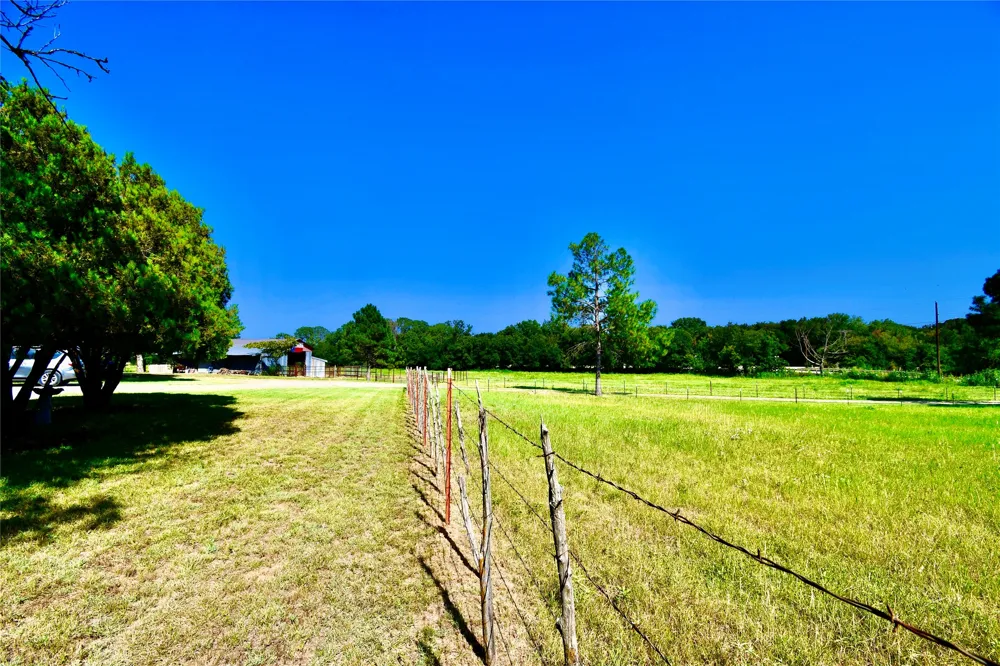 324 County Road 317 Comanche, TX 76442