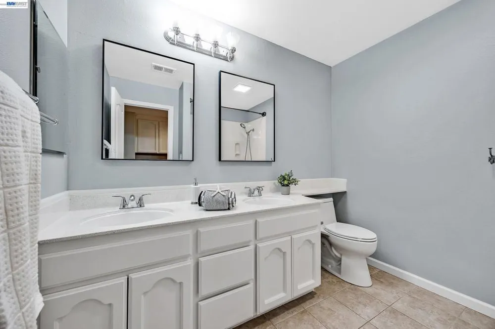 5875 Arlene Way Livermore, CA 94550