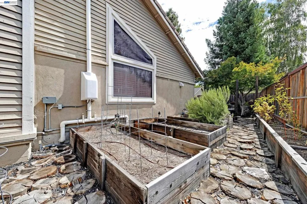 5875 Arlene Way Livermore, CA 94550