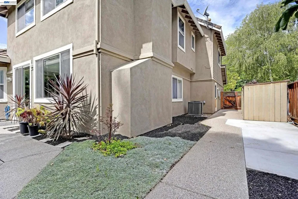 5875 Arlene Way Livermore, CA 94550