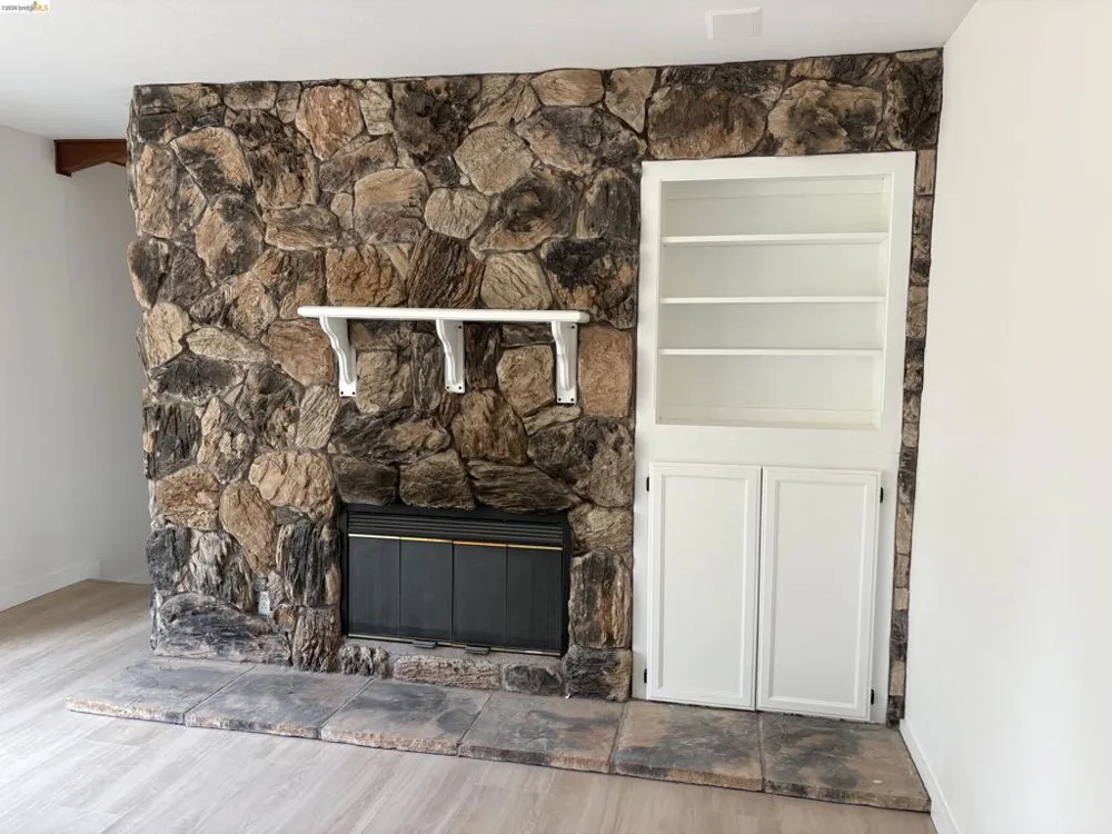 20059 Pleasant View Dr Groveland, CA 95321
