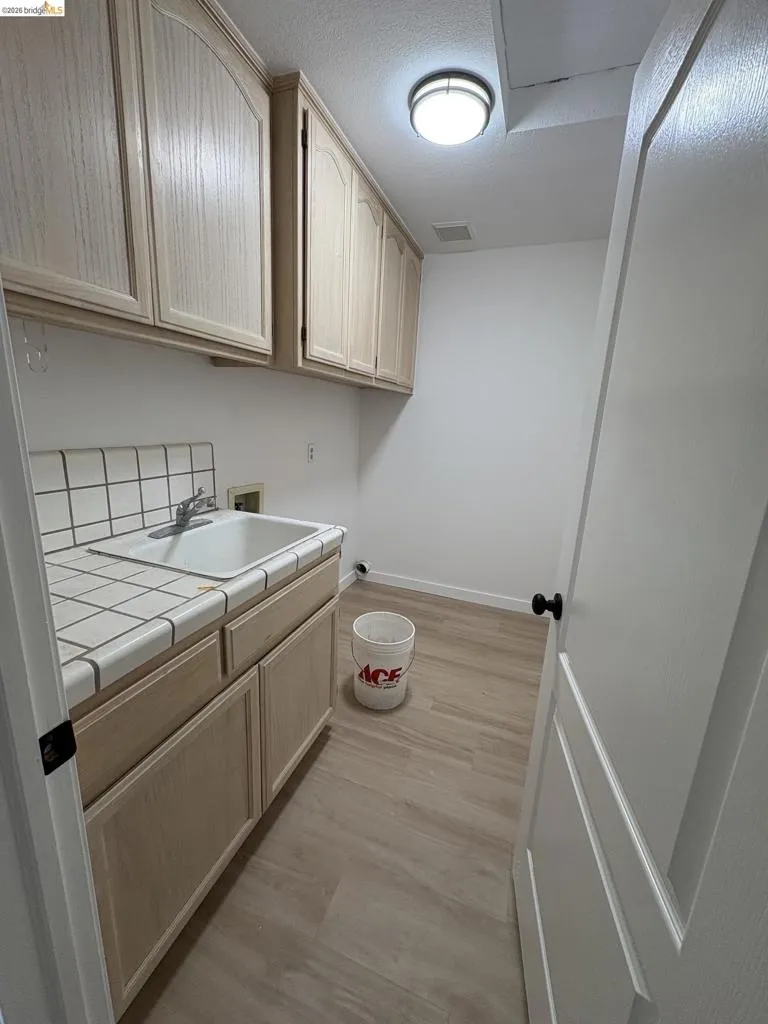 20059 Pleasant View Dr Groveland, CA 95321