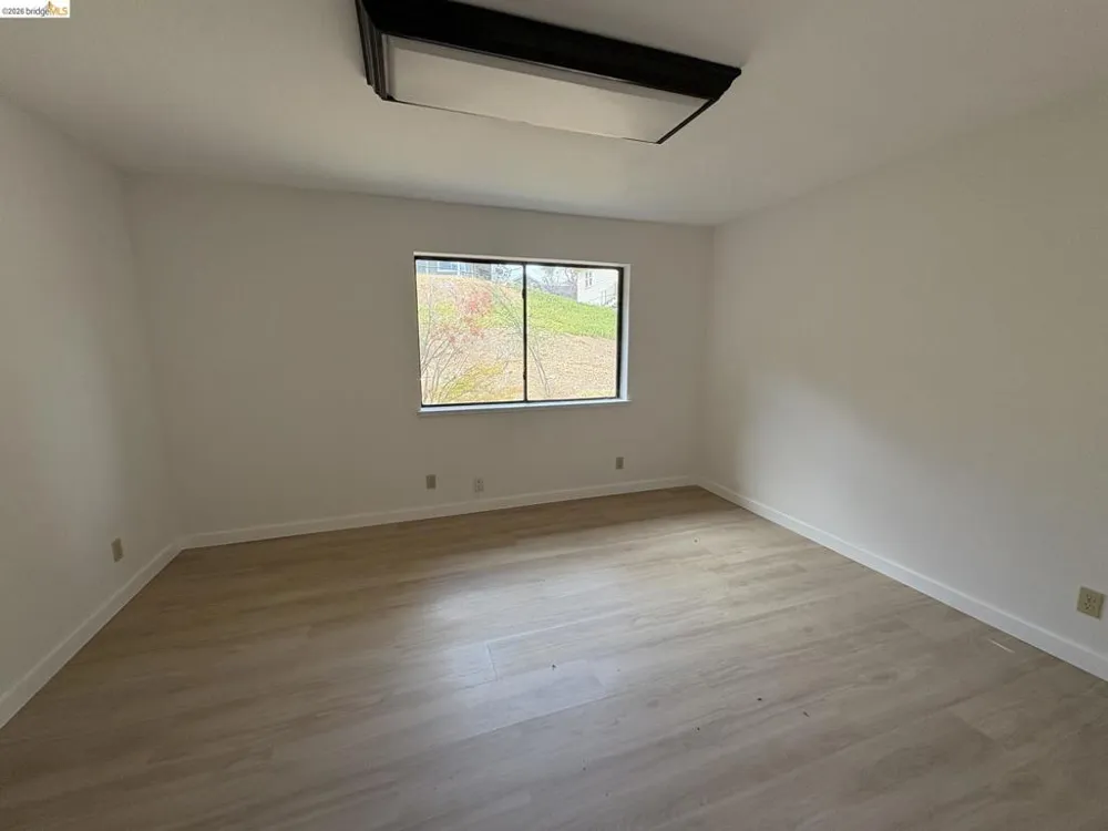 20059 Pleasant View Dr Groveland, CA 95321