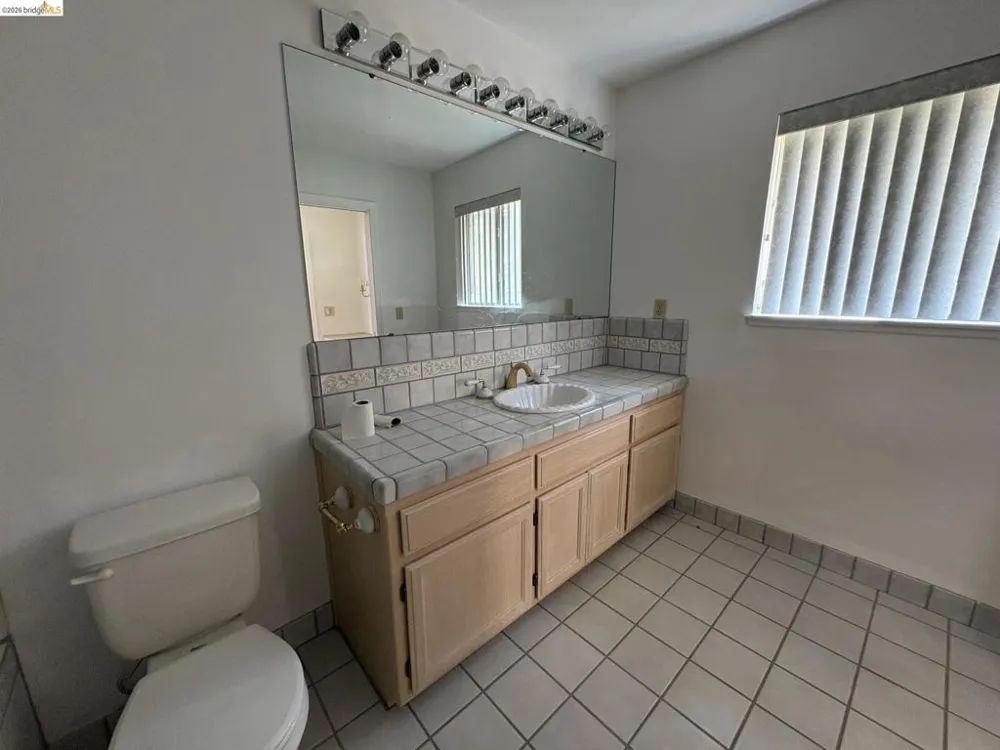 20059 Pleasant View Dr Groveland, CA 95321