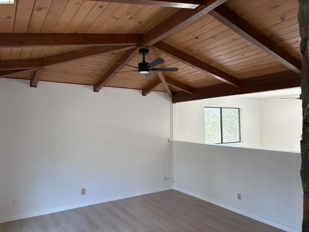 20059 Pleasant View Dr Groveland, CA 95321