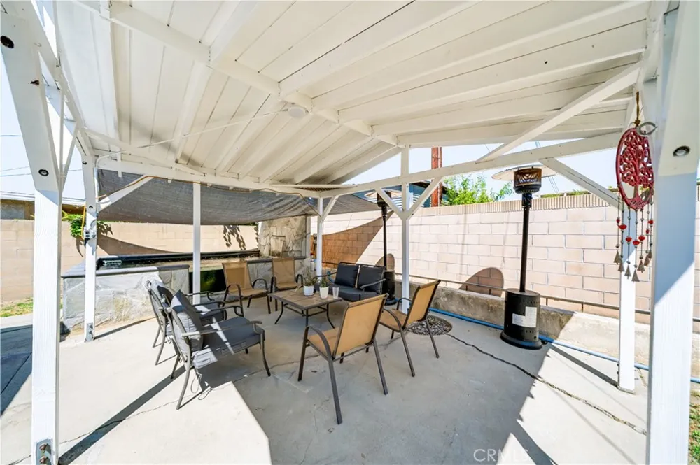533 E Covina Covina, CA 91722