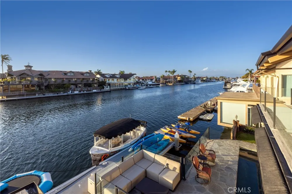 16511 Carousel Huntington Beach, CA 92649