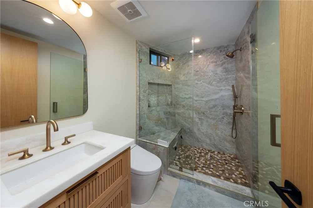16511 Carousel Huntington Beach, CA 92649