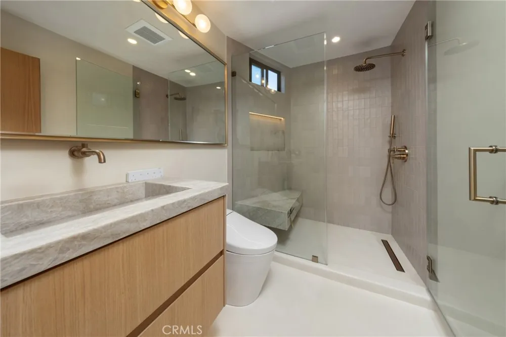 16511 Carousel Huntington Beach, CA 92649