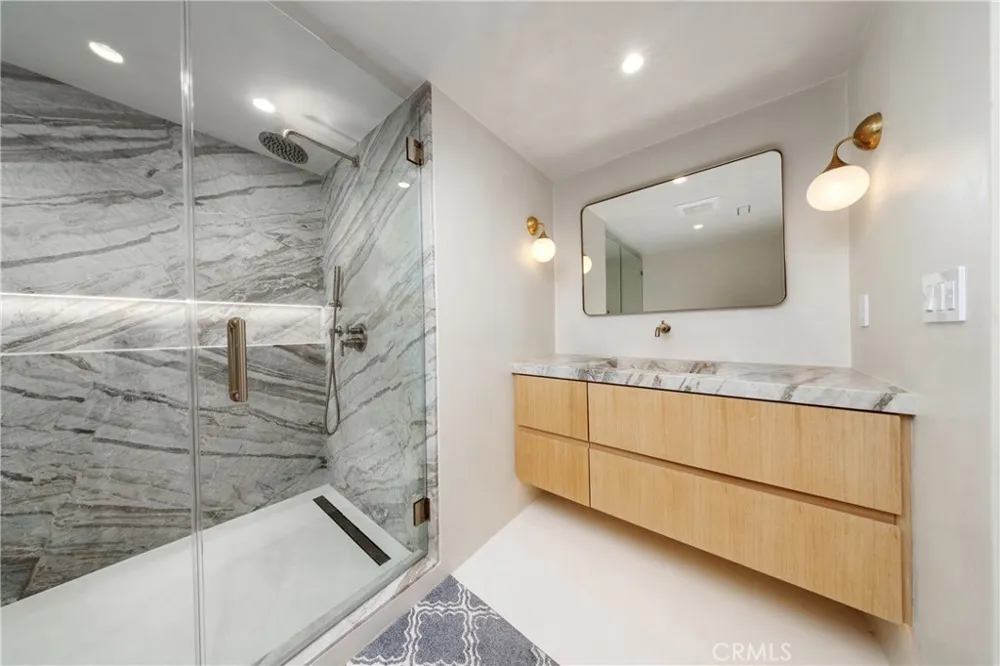 16511 Carousel Huntington Beach, CA 92649