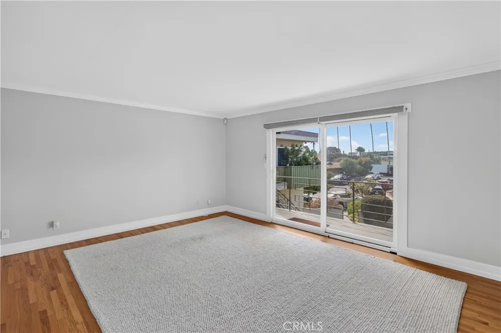 1570 Via Capri #9 Laguna Beach, CA 92651