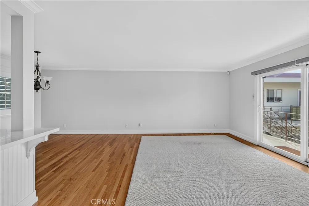 1570 Via Capri #9 Laguna Beach, CA 92651