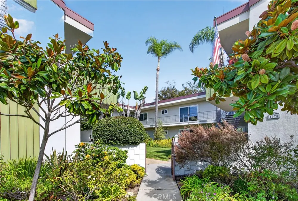 1570 Via Capri #9 Laguna Beach, CA 92651