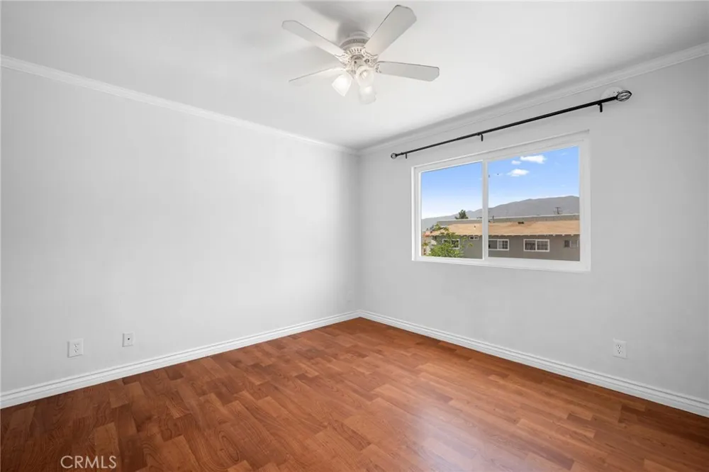 10119 Pinewood Avenue #207 Tujunga, CA 91042