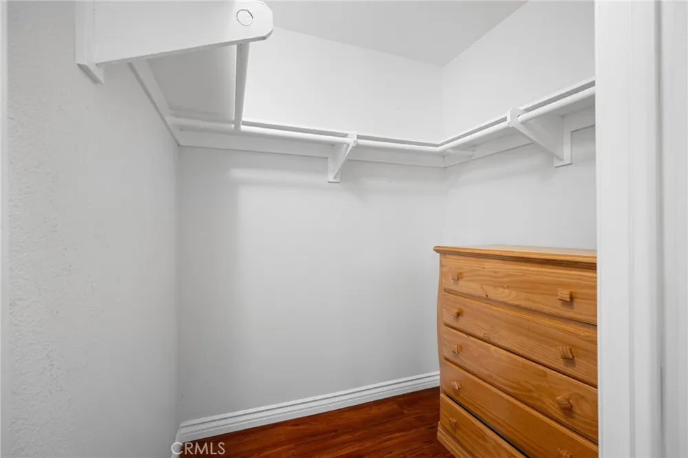10119 Pinewood Avenue #207 Tujunga, CA 91042