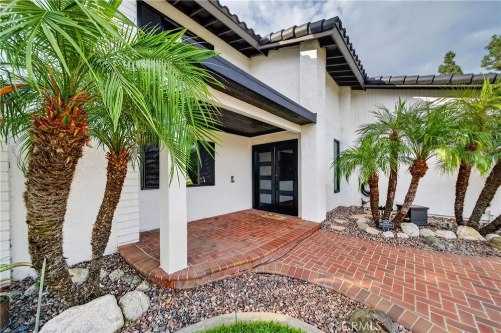 10302 Carrari Rancho Cucamonga, CA 91737