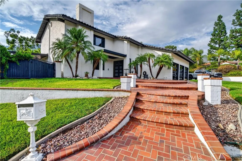 10302 Carrari Rancho Cucamonga, CA 91737