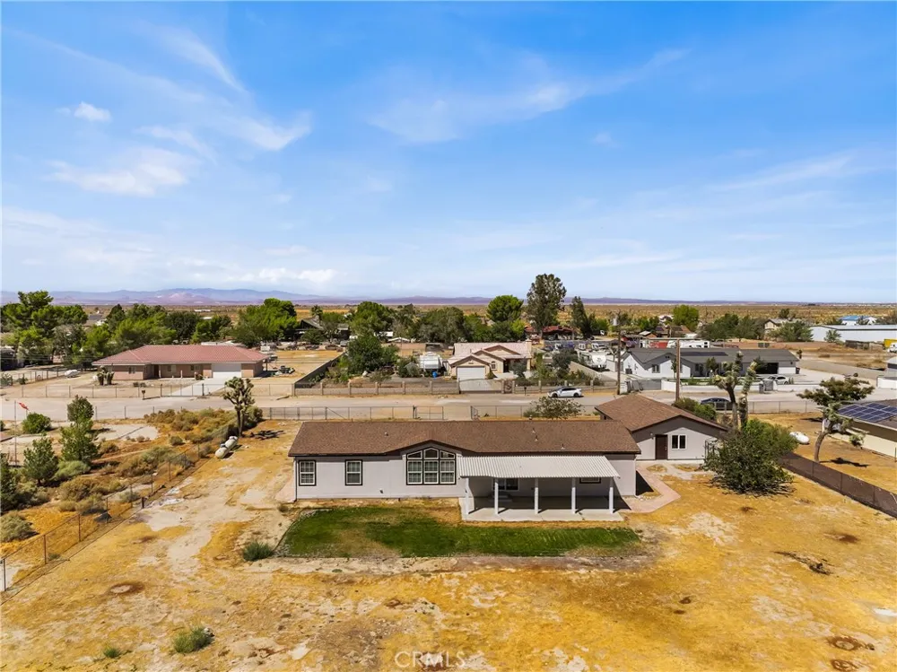 3236 E Avenue H2 Lancaster, CA 93535