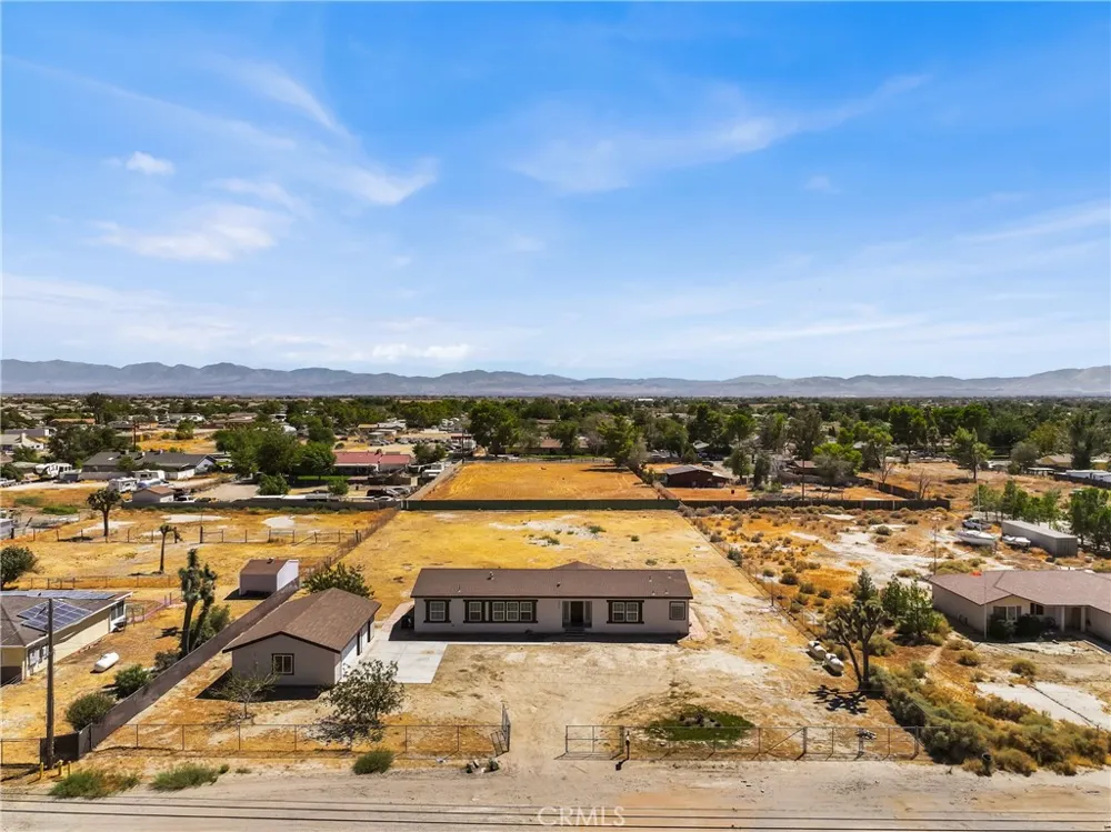 3236 E Avenue H2 Lancaster, CA 93535