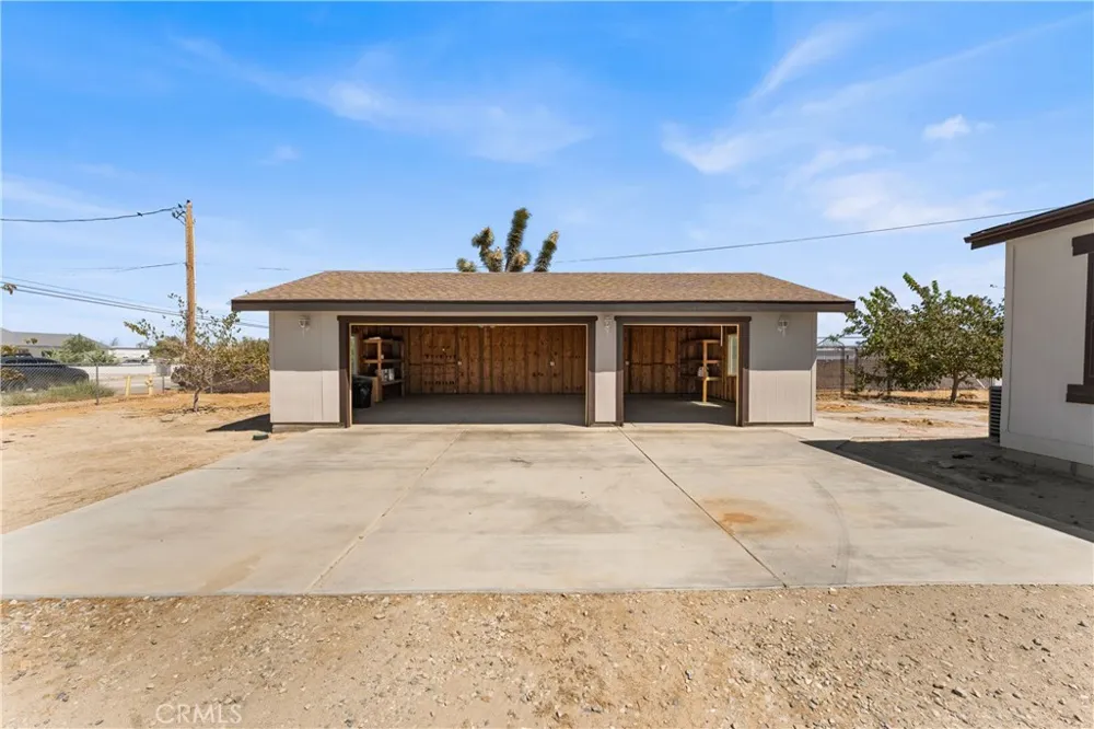 3236 E Avenue H2 Lancaster, CA 93535