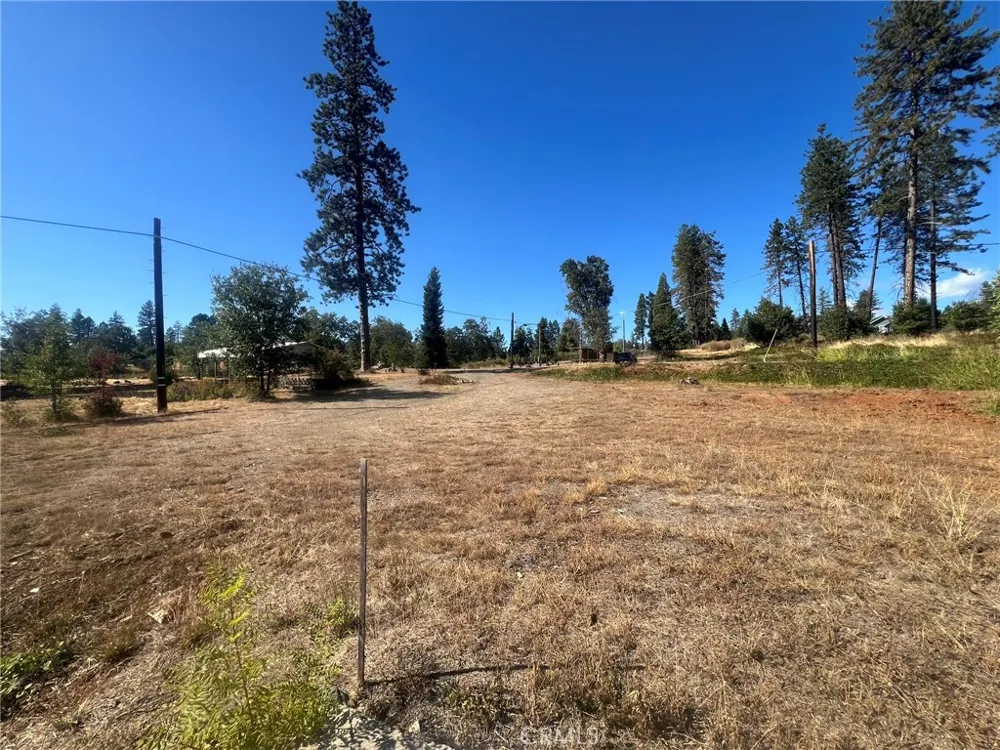 5956 Copeland Paradise, CA 95969