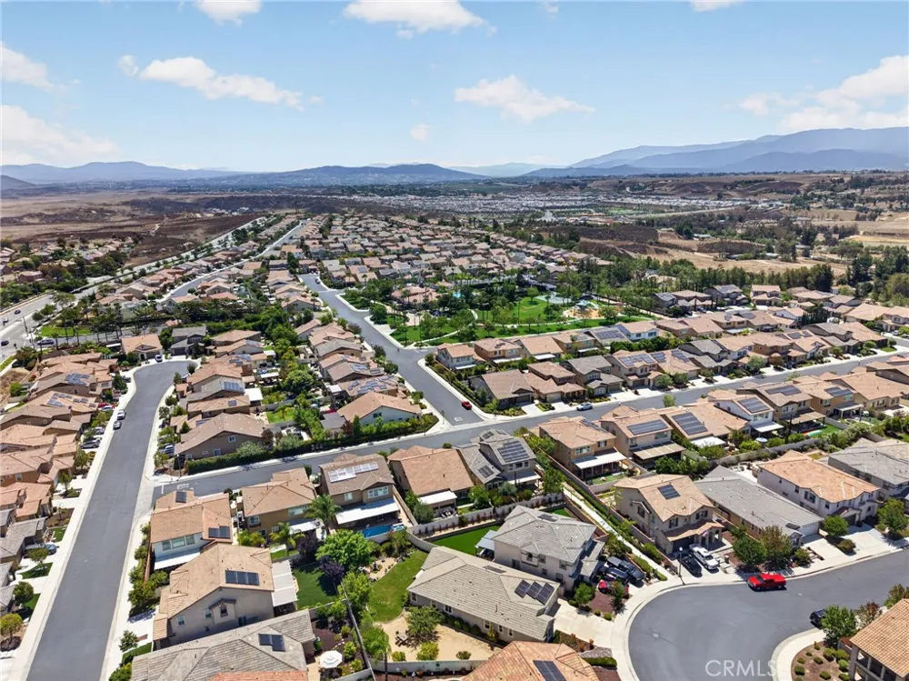 31280 Whistling Acres Temecula, CA 92591