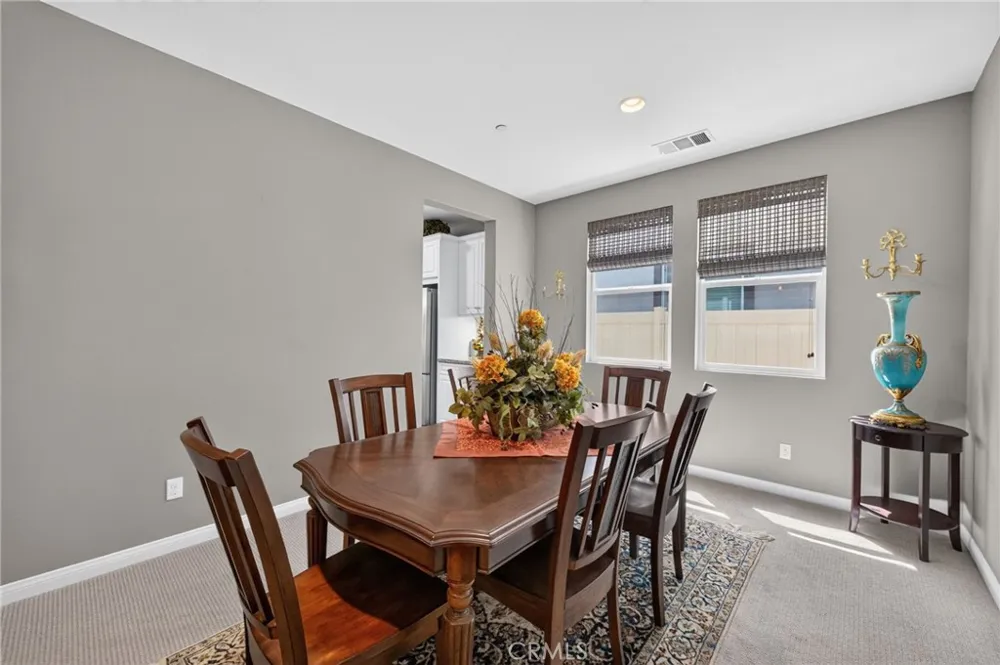 31280 Whistling Acres Temecula, CA 92591