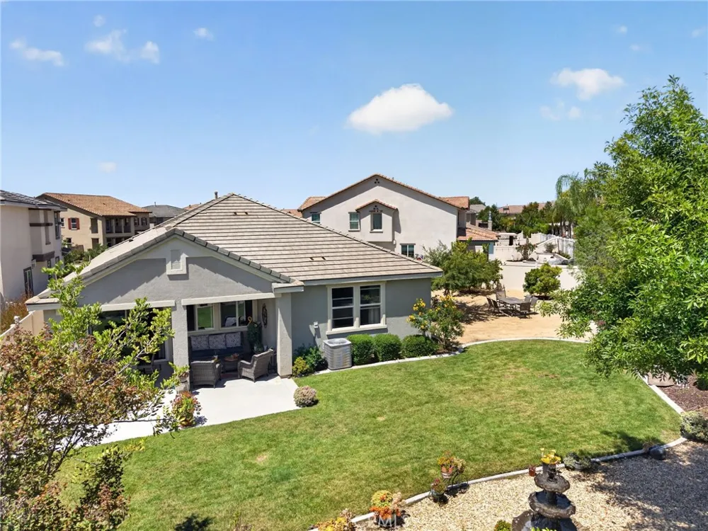31280 Whistling Acres Temecula, CA 92591