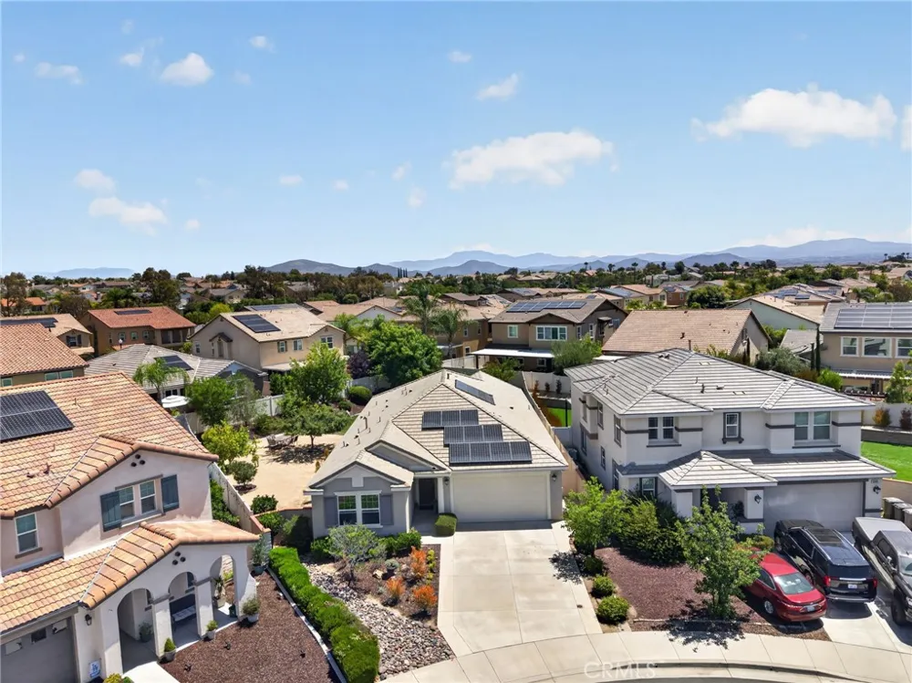 31280 Whistling Acres Temecula, CA 92591
