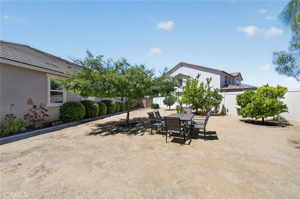 31280 Whistling Acres Temecula, CA 92591