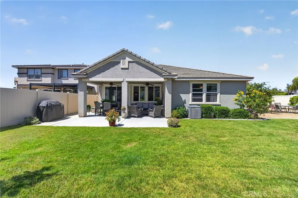 31280 Whistling Acres Temecula, CA 92591