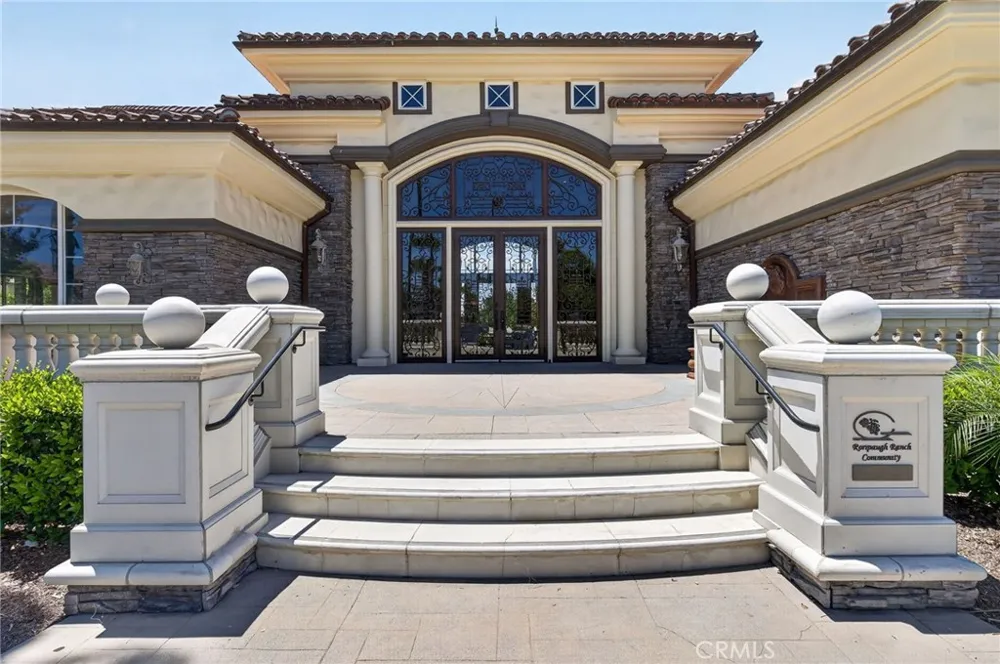 31280 Whistling Acres Temecula, CA 92591