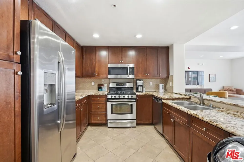 360 W Avenue 26 #234 Los Angeles, CA 90031