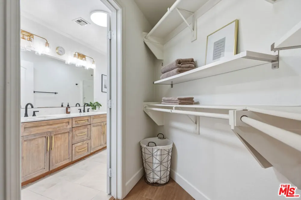 360 W Avenue 26 #234 Los Angeles, CA 90031