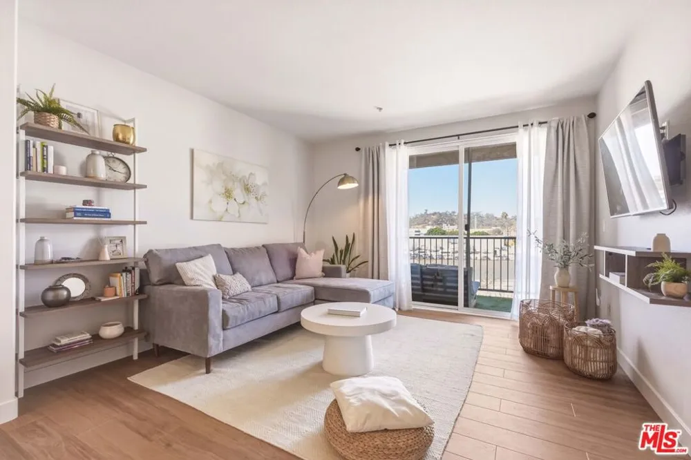 360 W Avenue 26 #234 Los Angeles, CA 90031