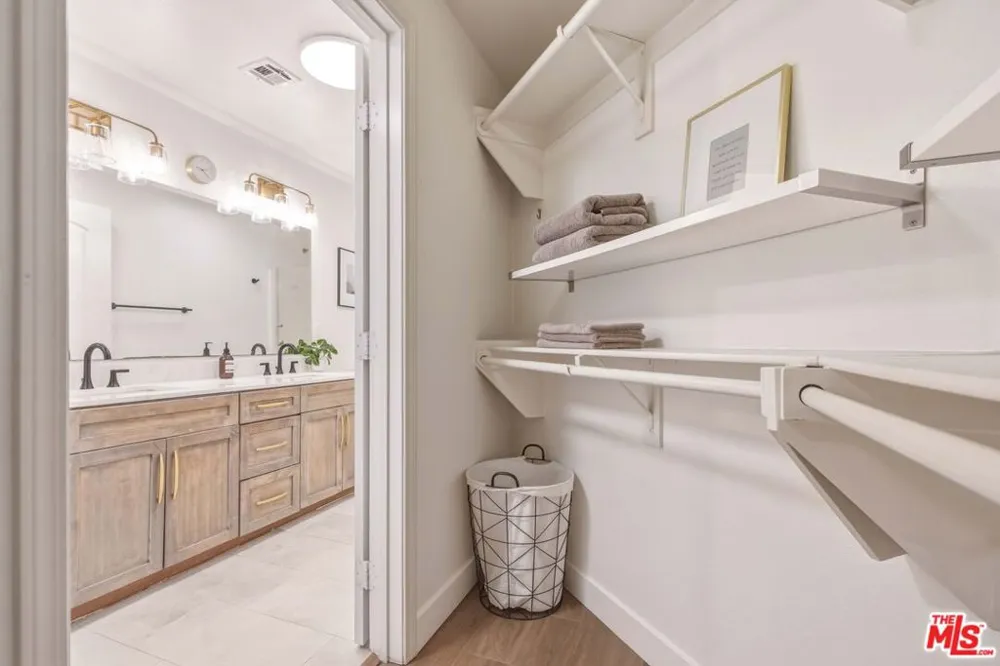 360 W Avenue 26 #234 Los Angeles, CA 90031