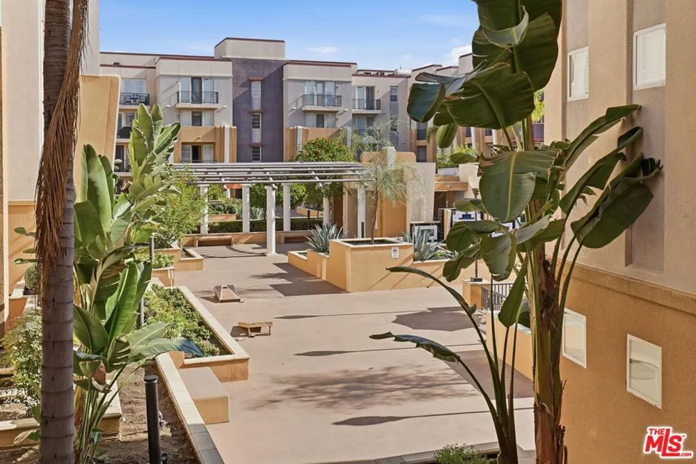 360 W Avenue 26 #234 Los Angeles, CA 90031
