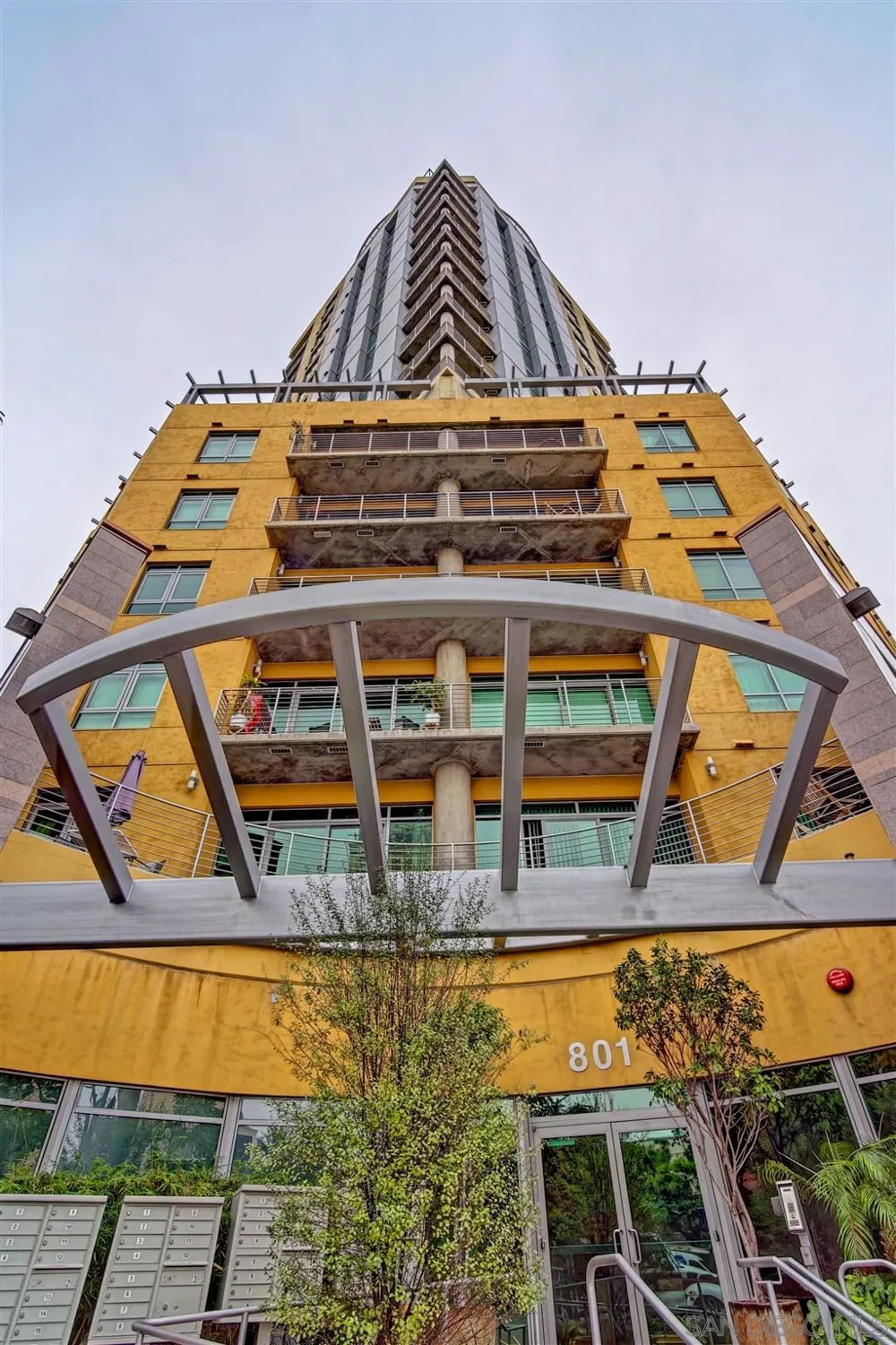 801 Ash #204 San Diego, CA 92101