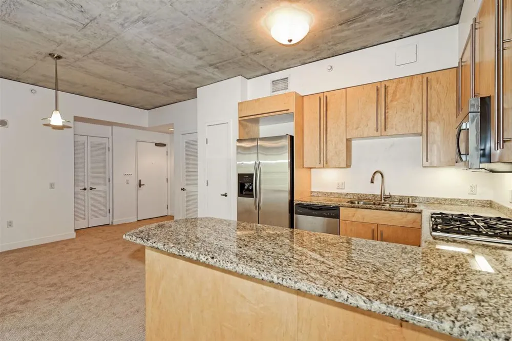 801 Ash #204 San Diego, CA 92101
