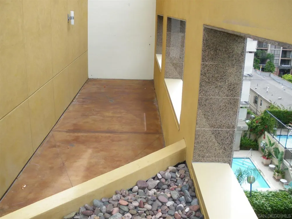 801 Ash #204 San Diego, CA 92101