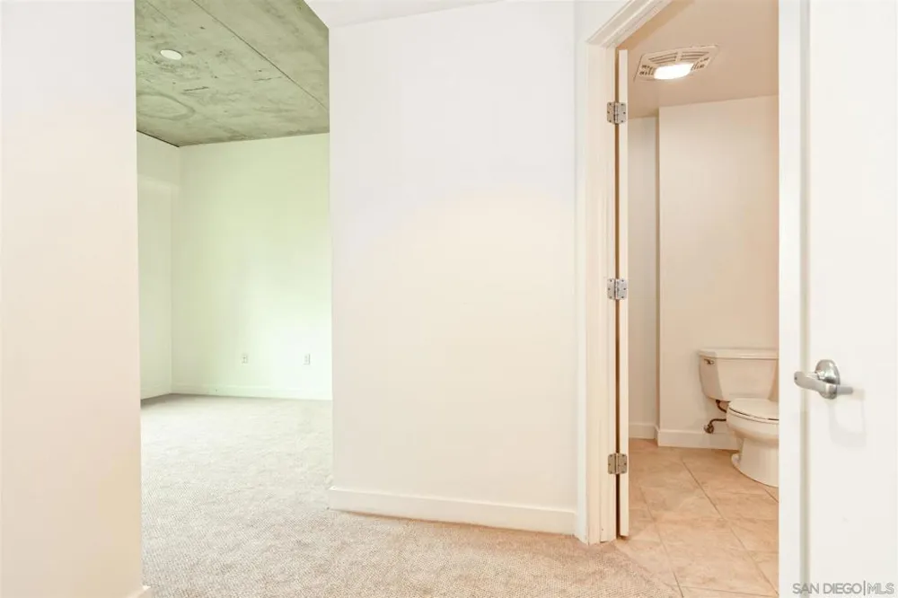 801 Ash #204 San Diego, CA 92101