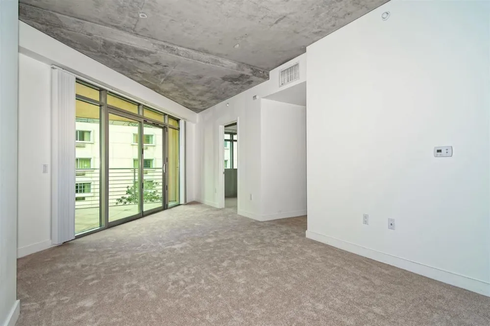 801 Ash #204 San Diego, CA 92101