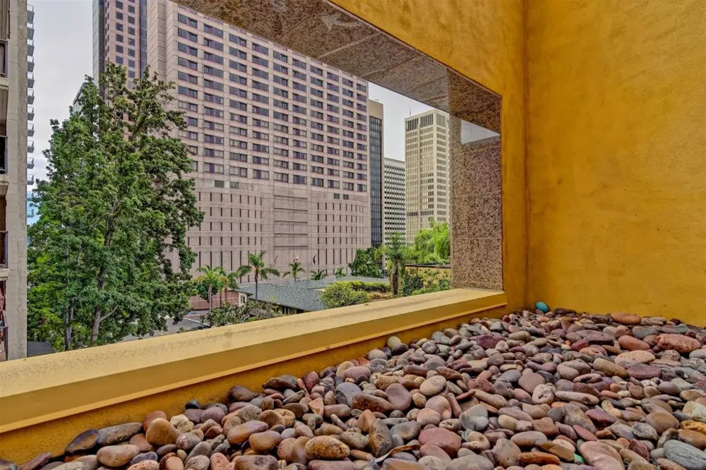 801 Ash #204 San Diego, CA 92101