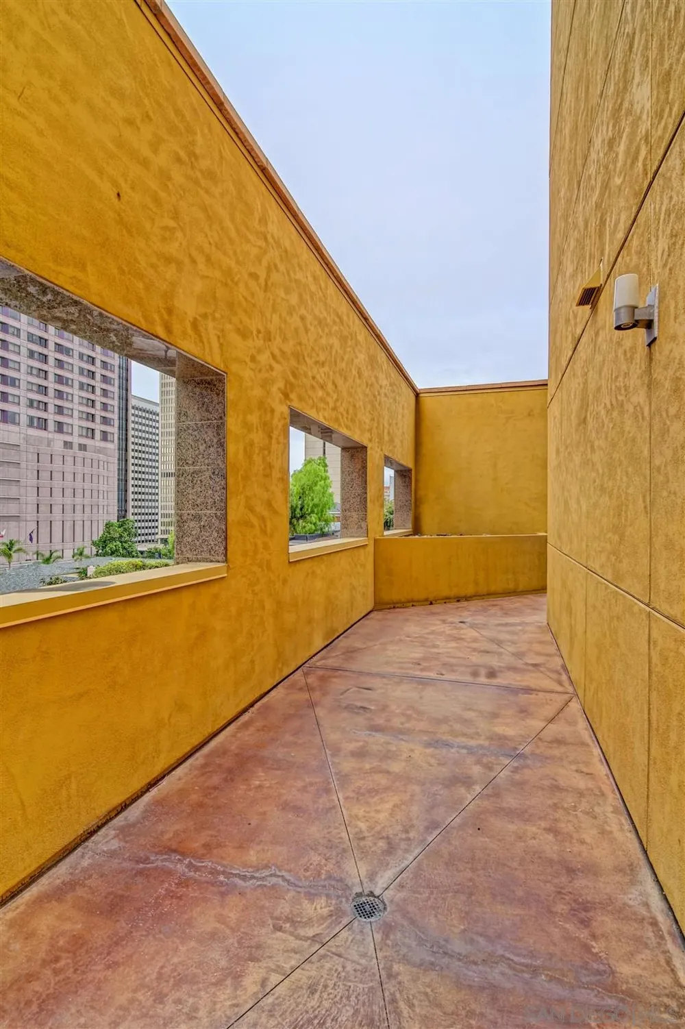 801 Ash #204 San Diego, CA 92101