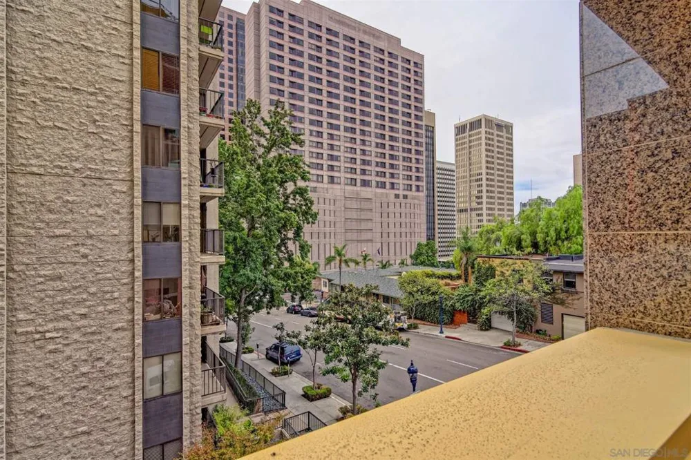801 Ash #204 San Diego, CA 92101