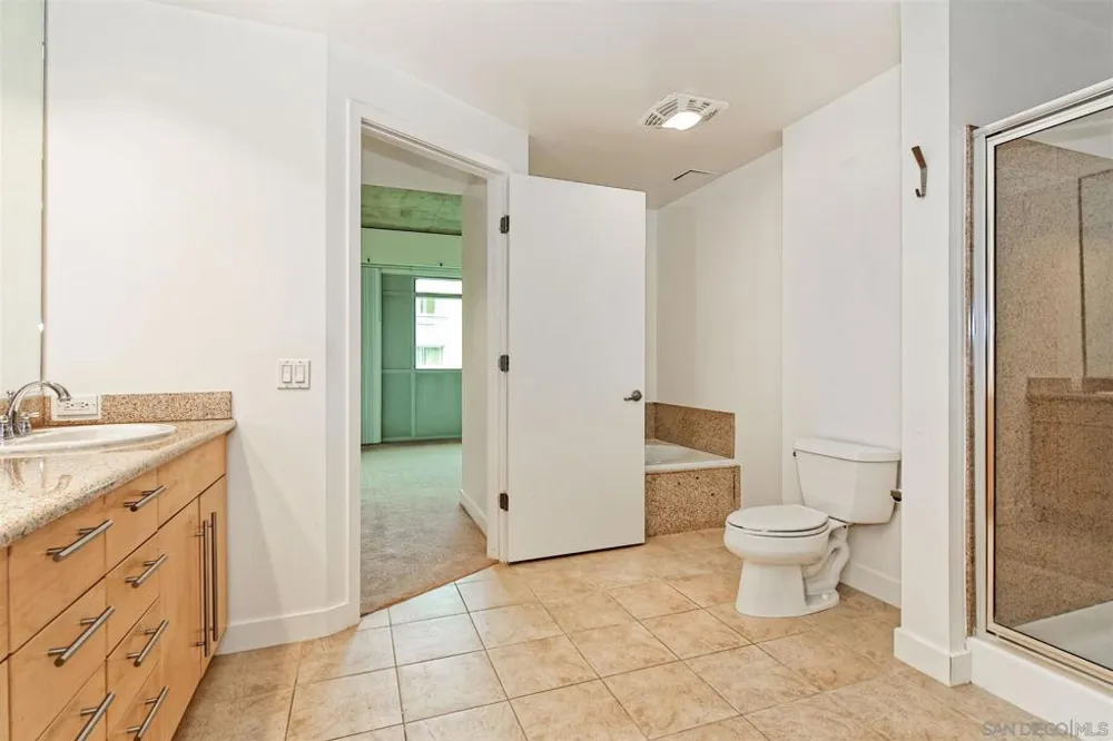 801 Ash #204 San Diego, CA 92101