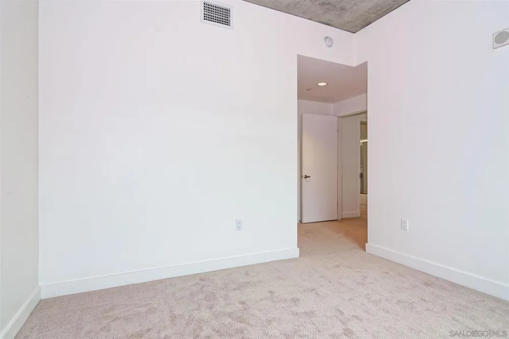 801 Ash #204 San Diego, CA 92101